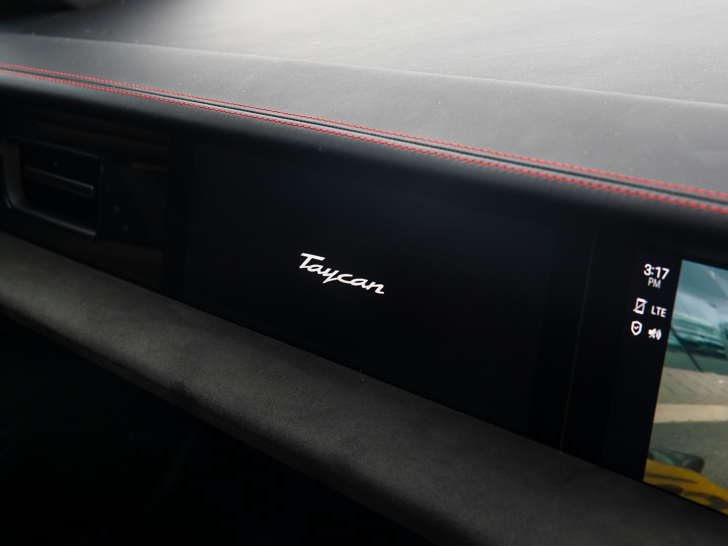 Used Porsche Taycan 2022 for sale - 78044912: Photo 14