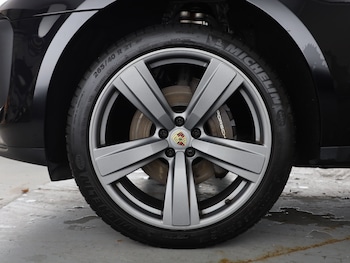 Used Porsche Macan 2022 for sale - 75585868: Photo