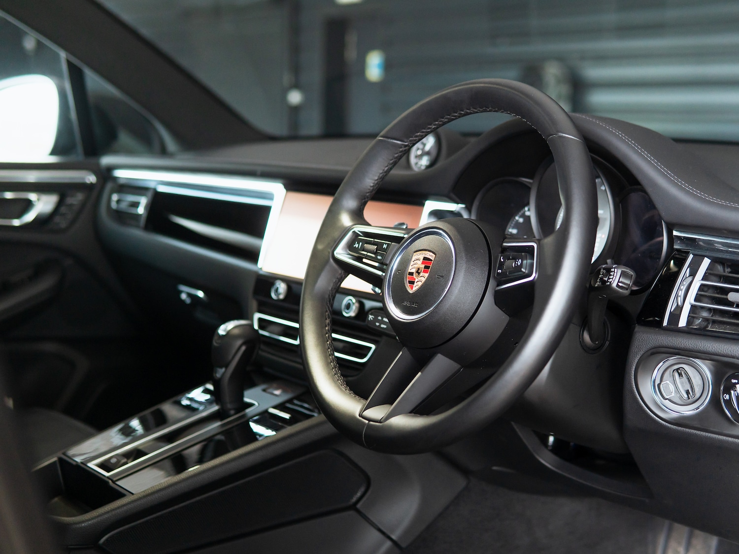 Used Porsche Macan 2025 for sale - 77620753: Photo 13