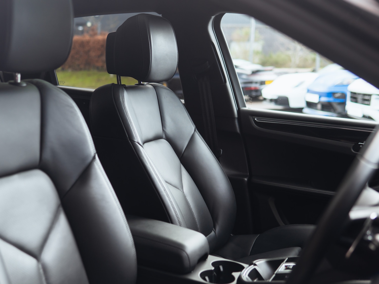 Used Porsche Macan 2025 for sale - 77620753: Photo 42