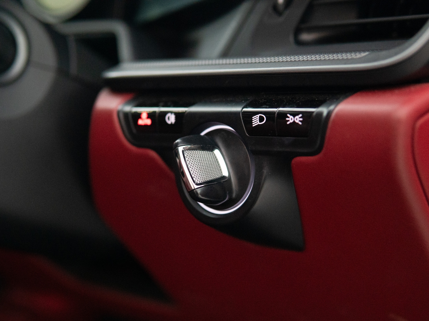 Used Porsche 911 2019 for sale - 77172405: Photo 38