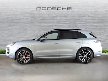 Used Porsche Cayenne 2025 for sale - 75488409: Photo
