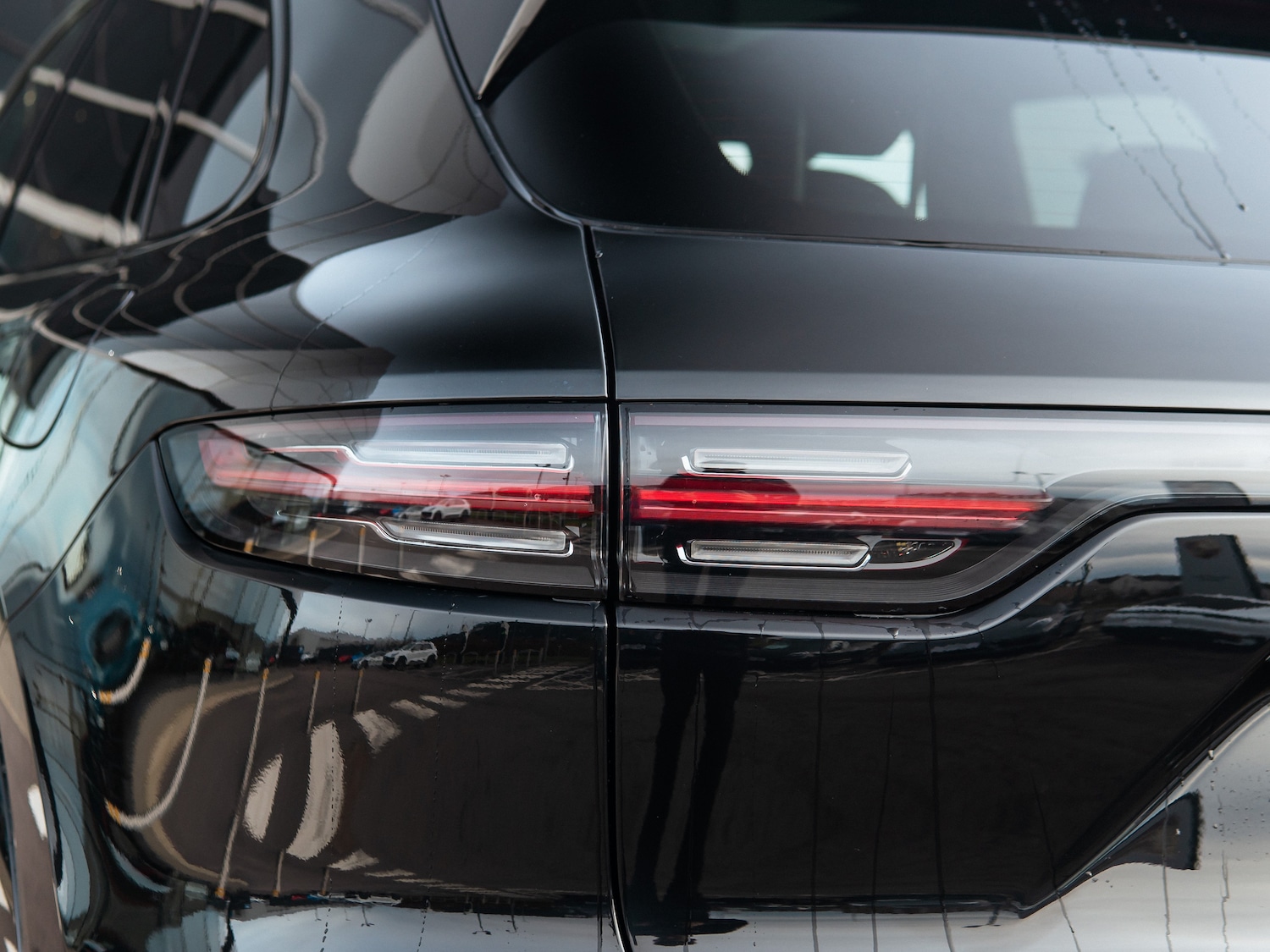 Used Porsche Cayenne 2023 for sale - 76557843: Photo 11