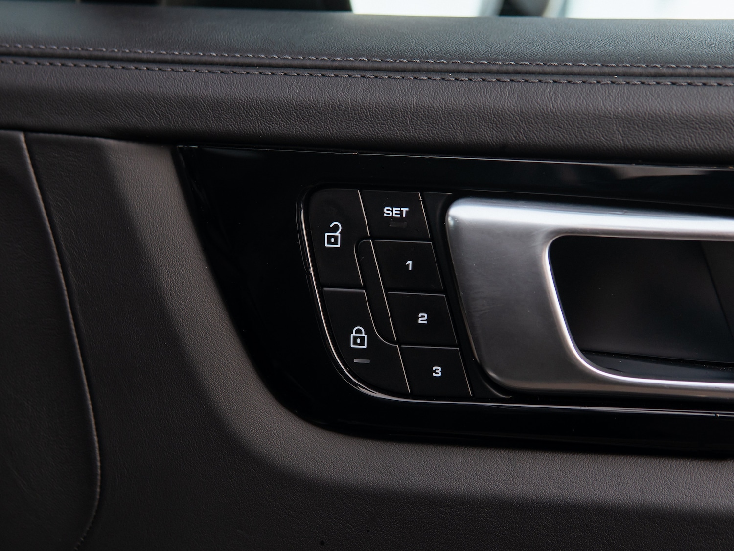 Used Porsche Cayenne 2023 for sale - 76557843: Photo 14