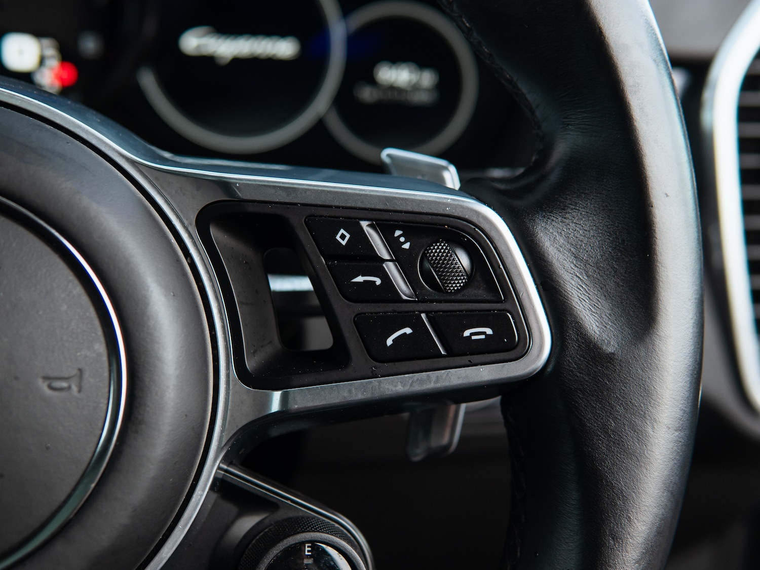 Used Porsche Cayenne 2023 for sale - 76557843: Photo 17