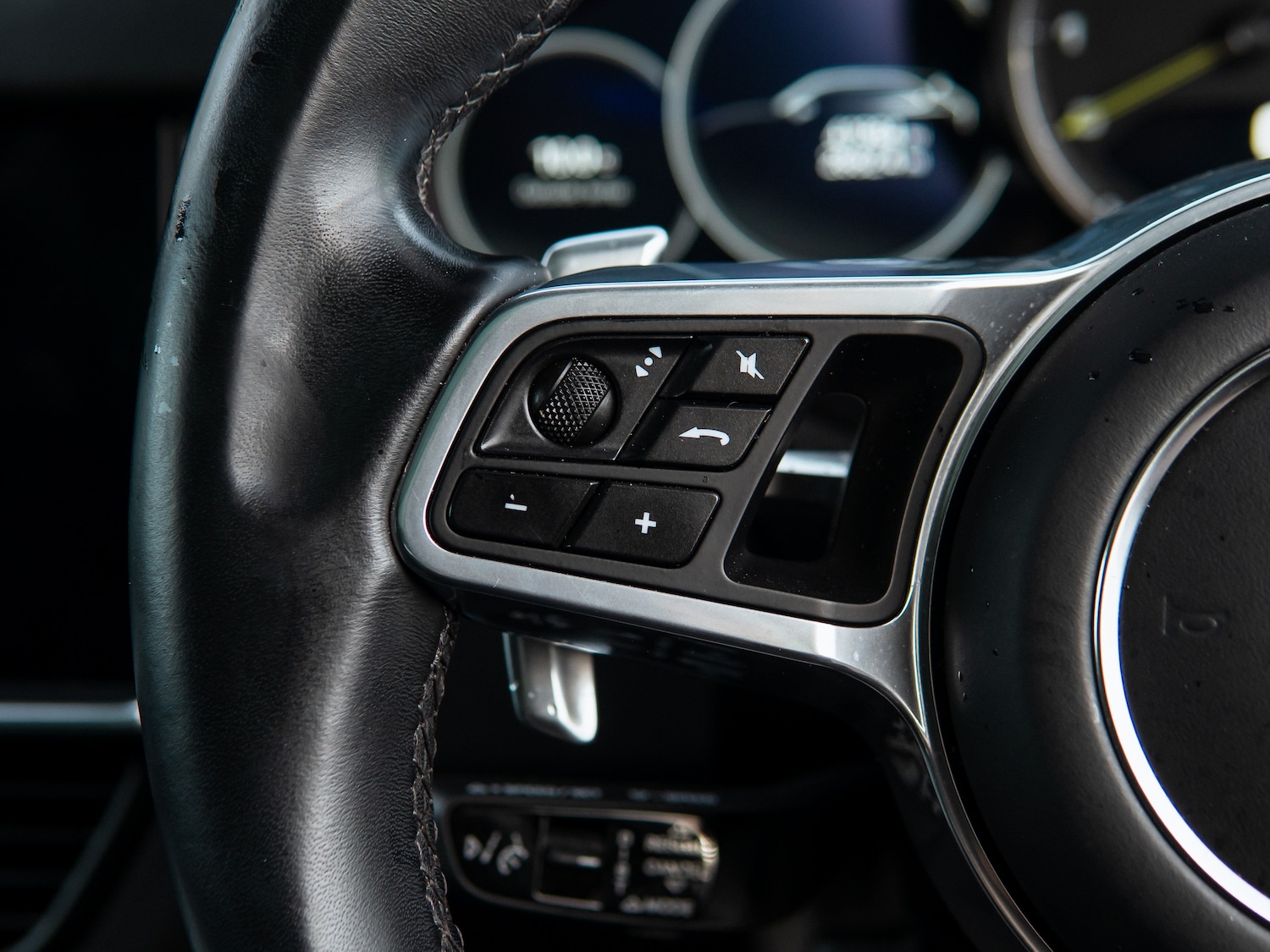 Used Porsche Cayenne 2023 for sale - 76557843: Photo 19