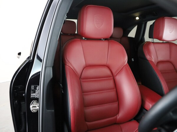 Used Porsche Macan 2024 for sale - 74897813: Photo 10
