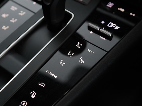Used Porsche Macan 2024 for sale - 74897813: Photo 36
