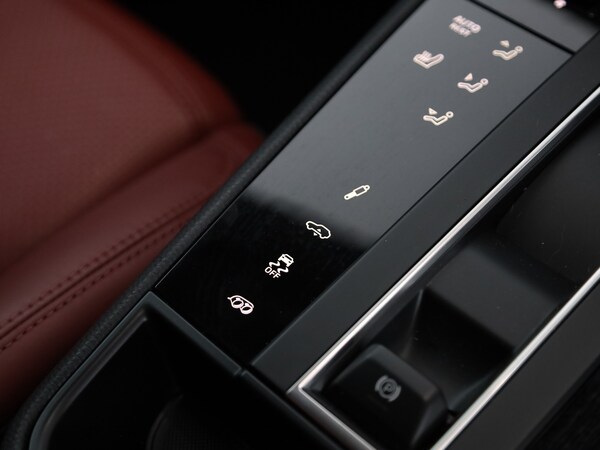 Used Porsche Macan 2024 for sale - 74897813: Photo 39