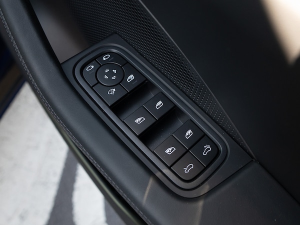 Used Porsche Macan 2025 for sale - 75488406: Photo 18