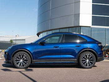 Used Porsche Macan 2025 for sale - 75488406: Photo