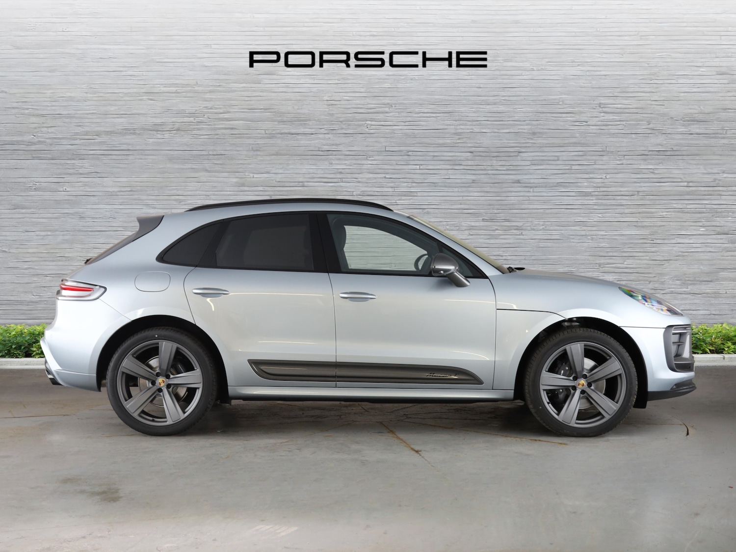 Used Porsche Macan 2025 for sale - 77654399: Photo 6