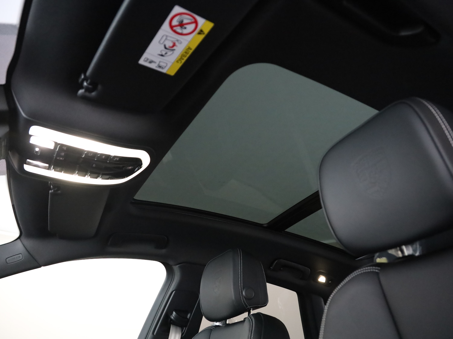 Used Porsche Macan 2025 for sale - 77654399: Photo 9