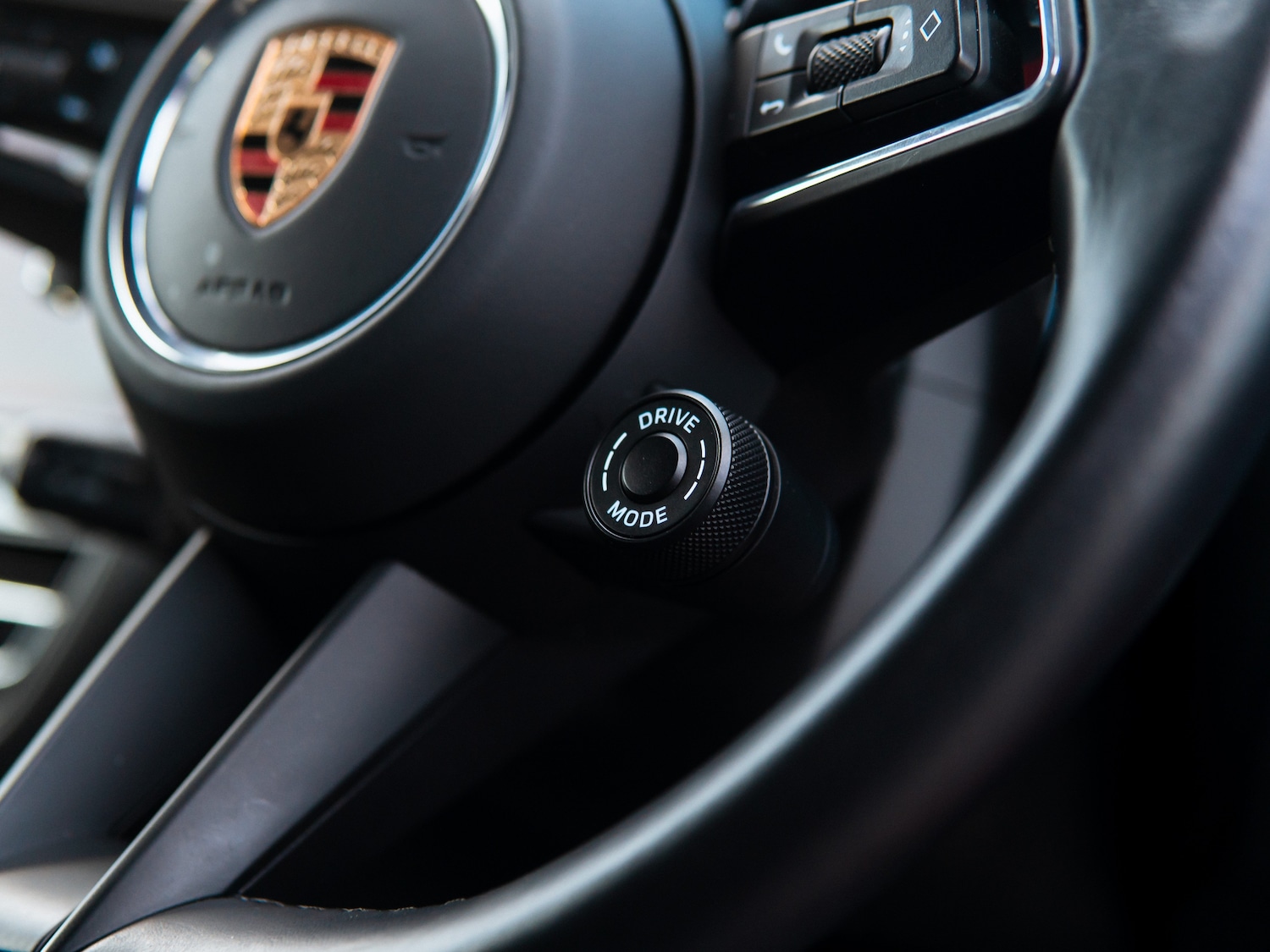 Used Porsche Macan 2023 for sale - 77026600: Photo 13