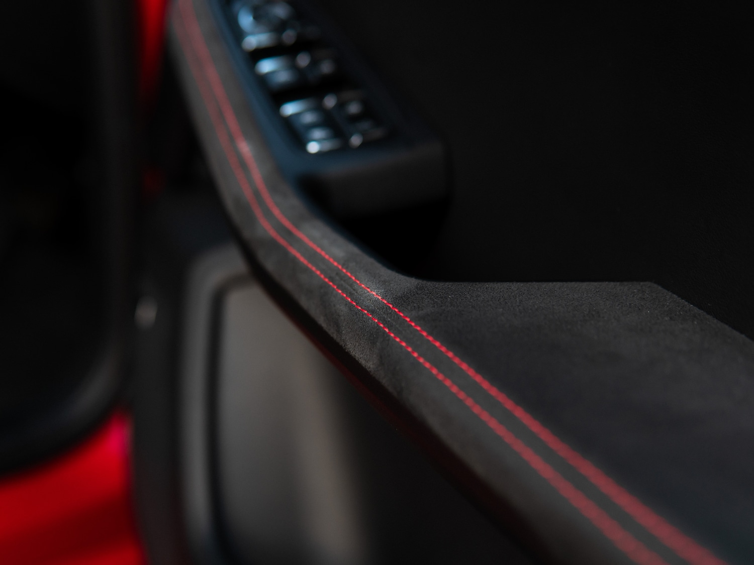 Used Porsche Macan 2023 for sale - 77026600: Photo 32