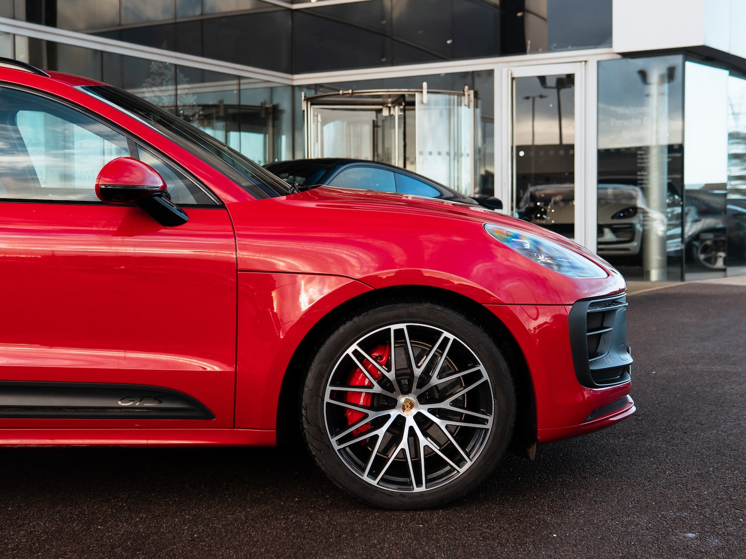 Used Porsche Macan 2023 for sale - 77026600: Photo 39