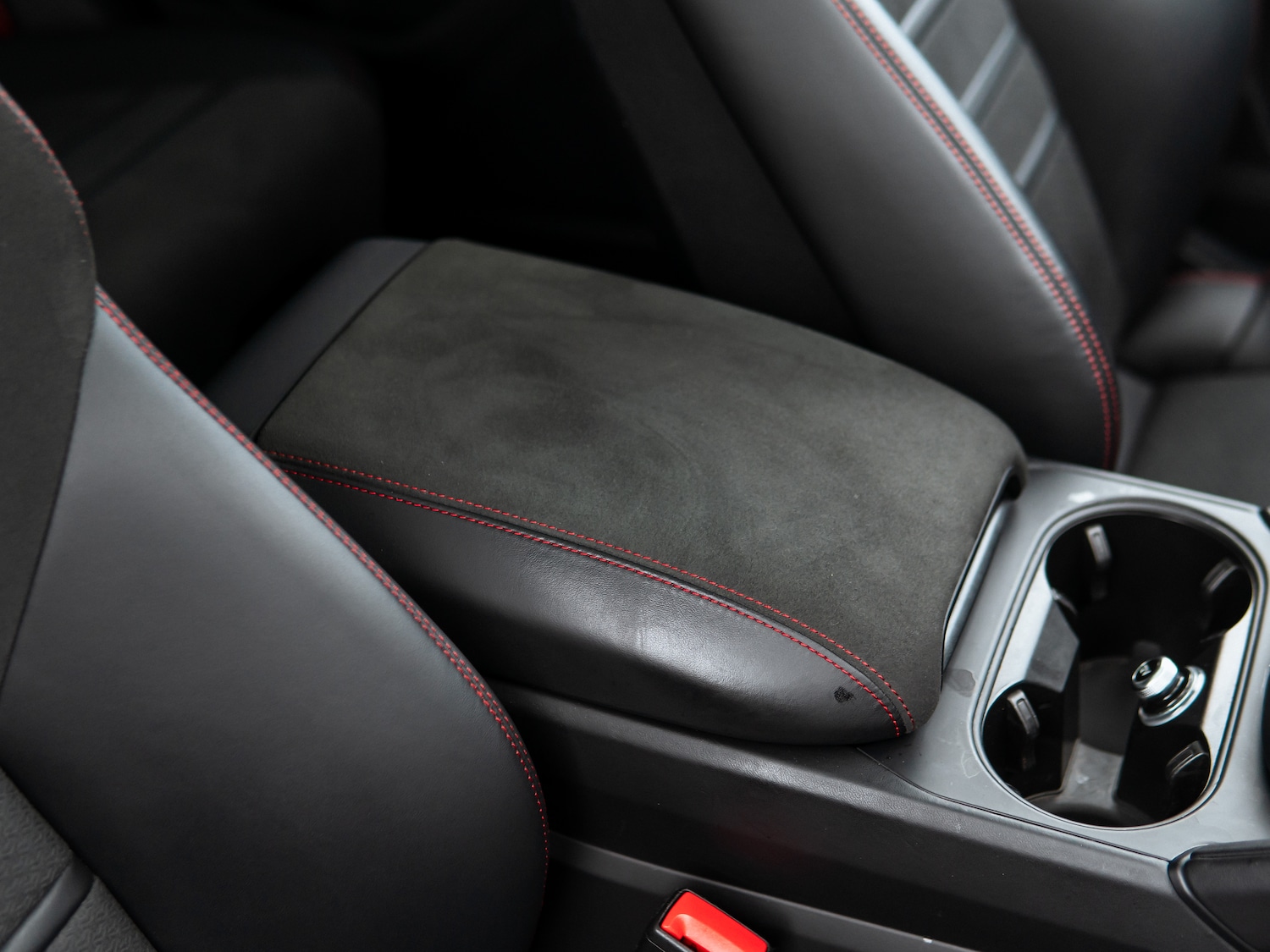 Used Porsche Cayenne 2024 for sale - 76469141: Photo 30