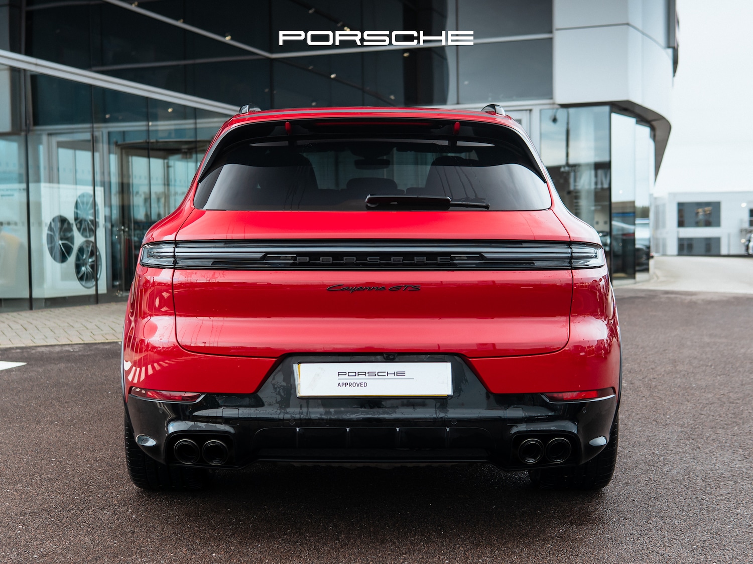 Used Porsche Cayenne 2024 for sale - 76469141: Photo 4