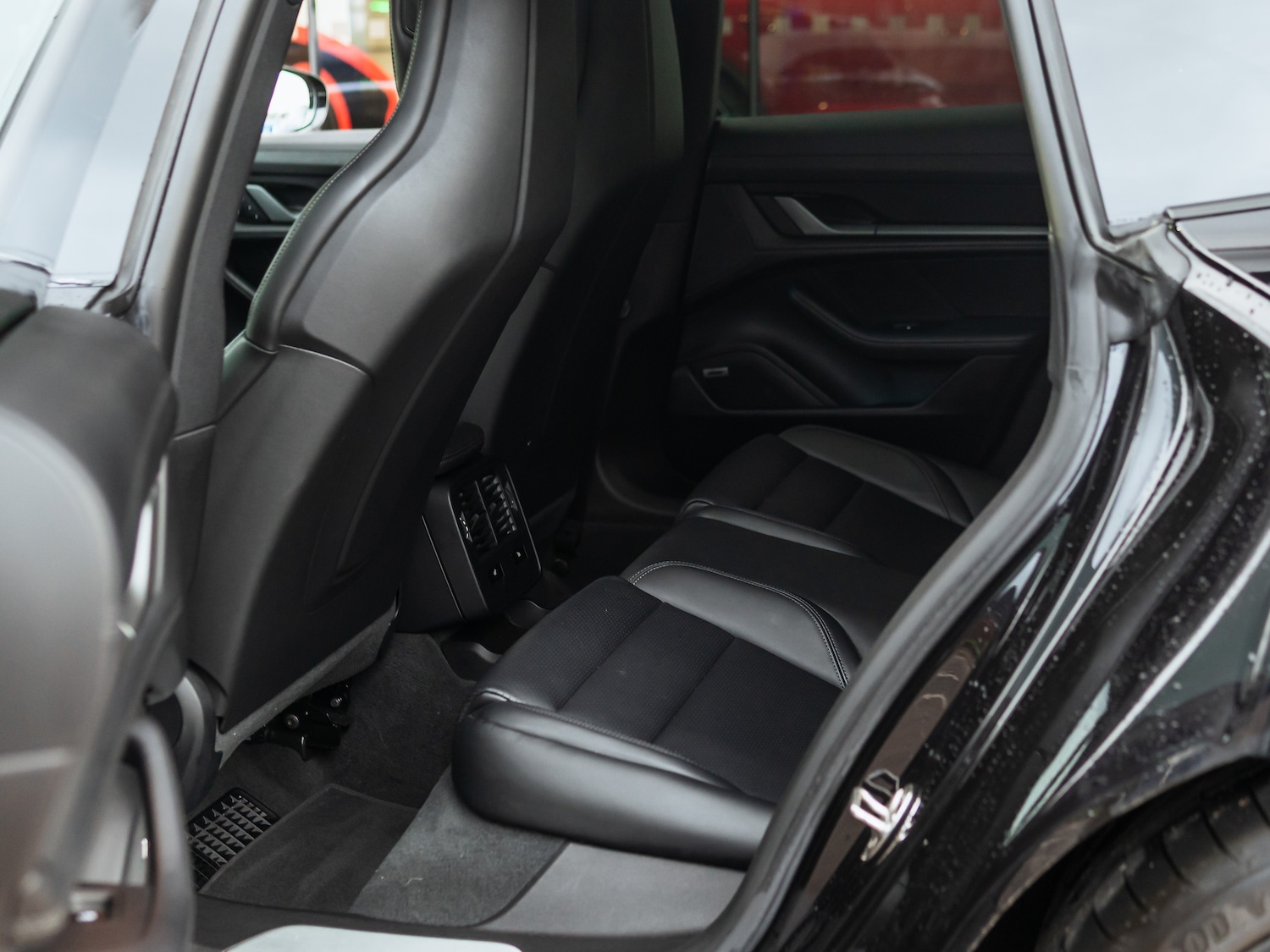 Used Porsche Taycan 2024 for sale - 77779581: Photo 23