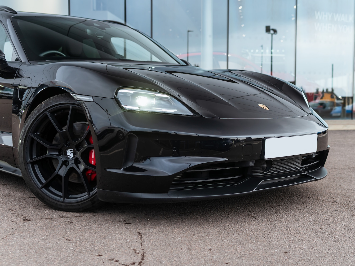 Used Porsche Taycan 2024 for sale - 77779581: Photo 9