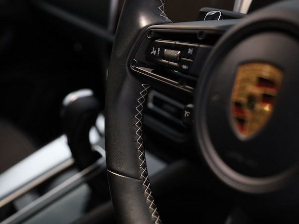 Used Porsche Macan 2022 for sale - 74869629: Photo 25