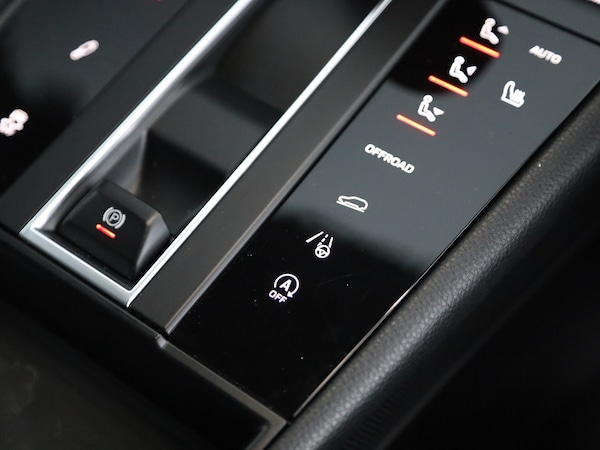 Used Porsche Macan 2022 for sale - 74869629: Photo 26