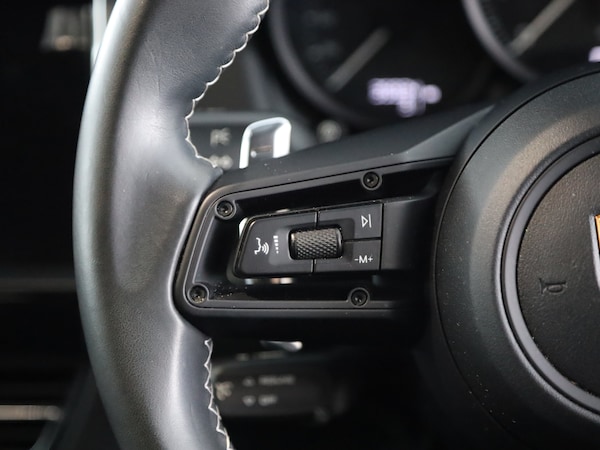 Used Porsche Macan 2022 for sale - 74869629: Photo 28