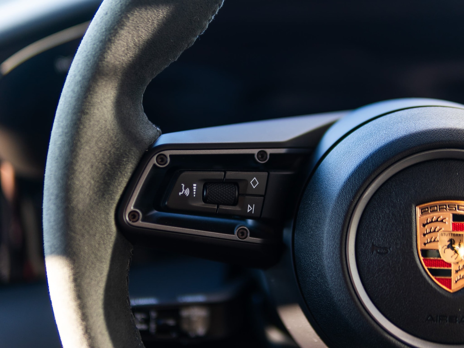 Used Porsche Taycan 2025 for sale - 77905640: Photo 20