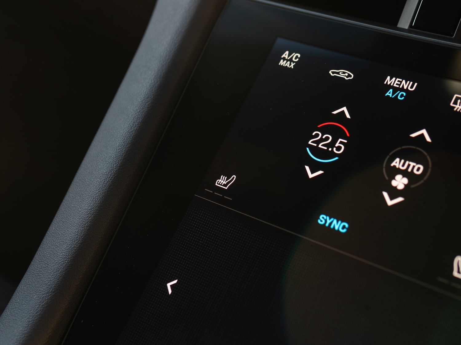 Used Porsche Taycan 2025 for sale - 77905640: Photo 28