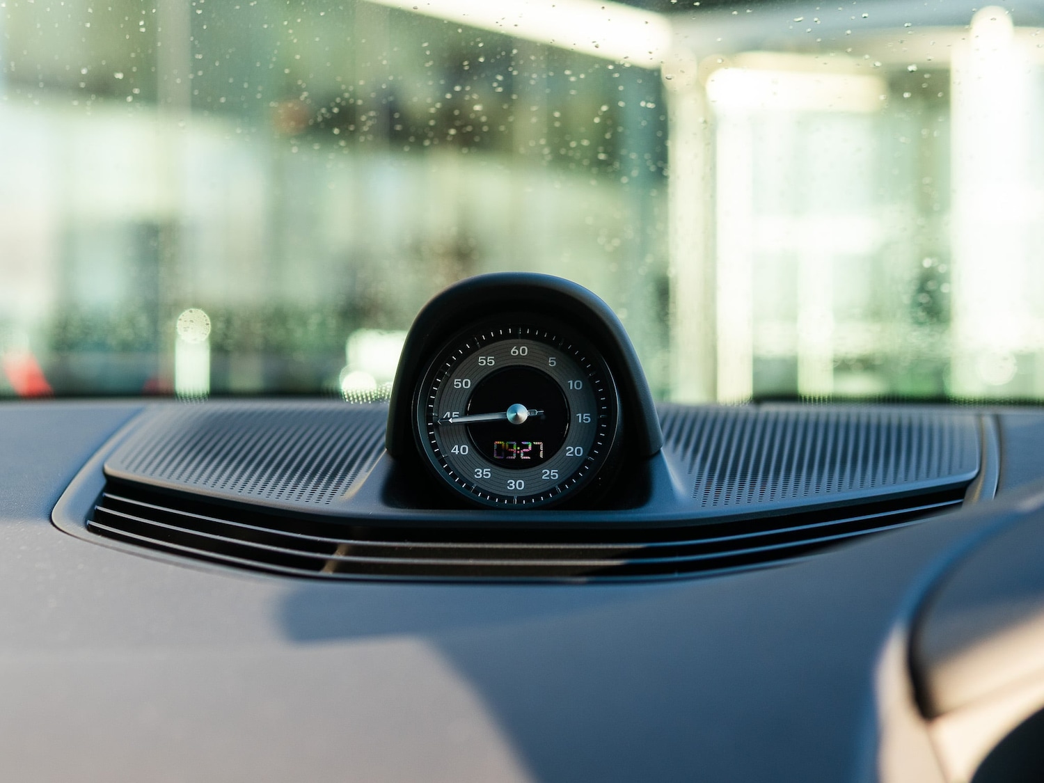 Used Porsche Taycan 2025 for sale - 77905640: Photo 7