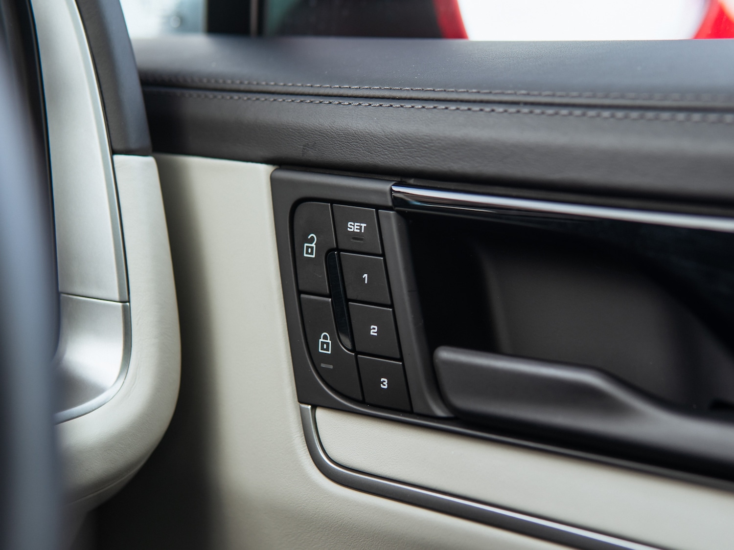 Used Porsche Cayenne 2023 for sale - 77919272: Photo 14