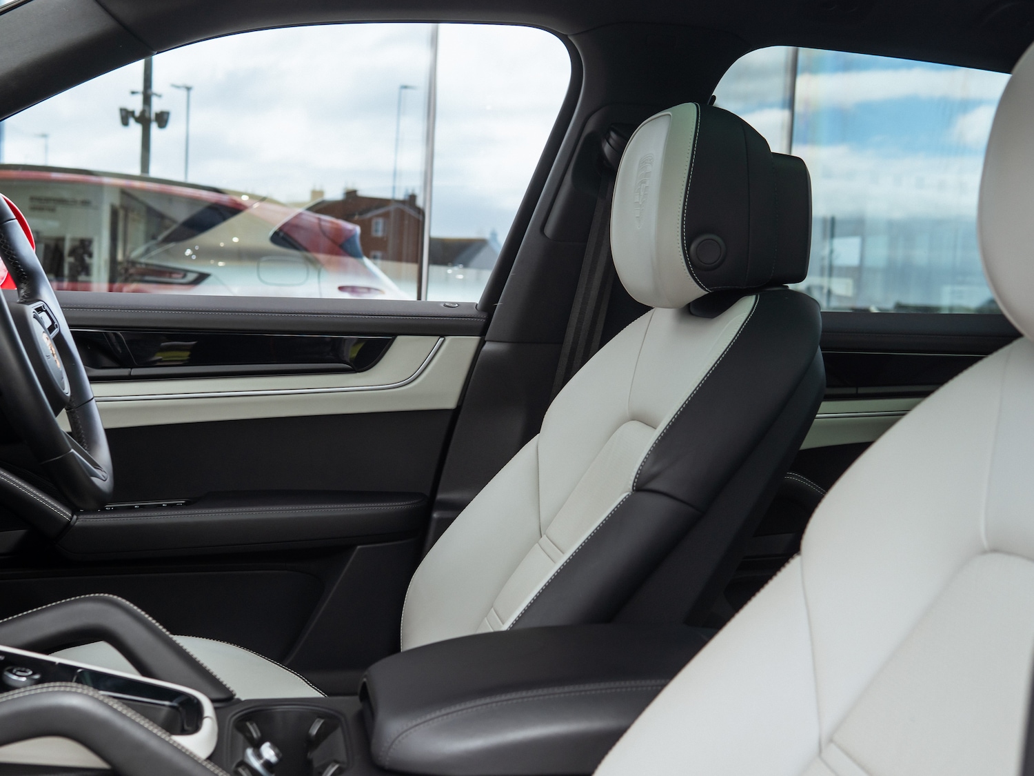 Used Porsche Cayenne 2023 for sale - 77919272: Photo 30