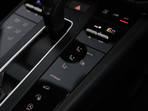 Used Porsche Macan 2022 for sale - 75606580: Photo 22