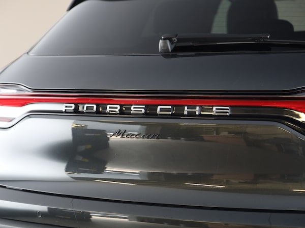 Used Porsche Macan 2022 for sale - 75606580: Photo 32