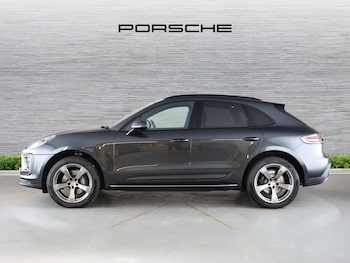 Used Porsche Macan 2022 for sale - 75606580: Photo