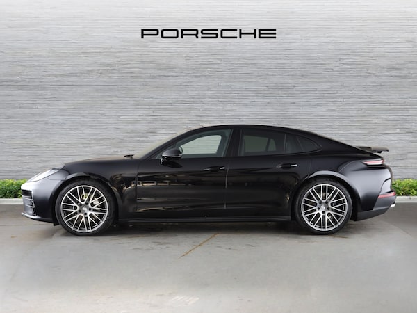 Used Porsche Panamera 2025 for sale - 75606581: Photo 4