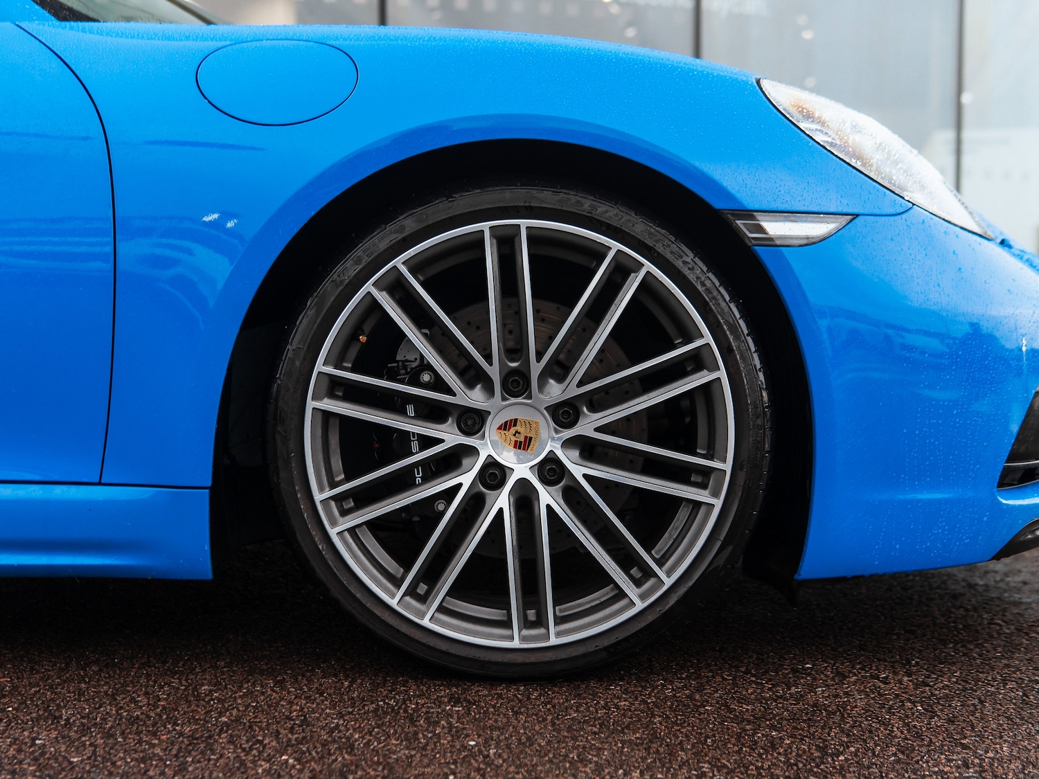 Used Porsche Cayman 2023 for sale - 77302161: Photo 3