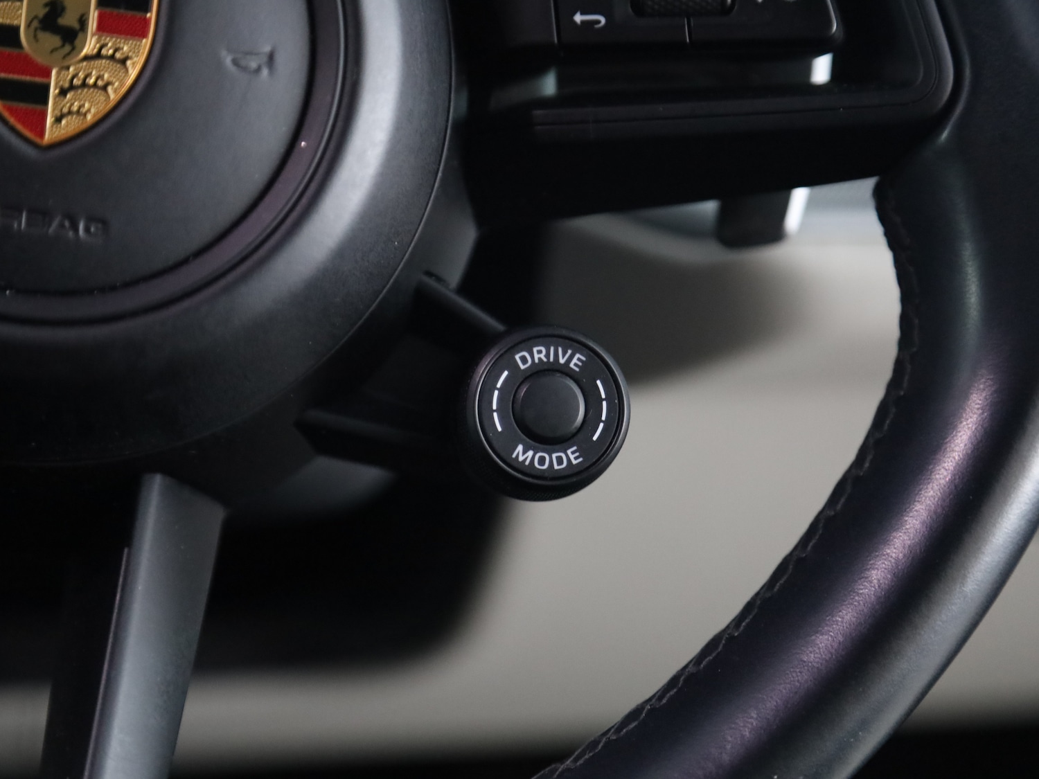 Used Porsche Cayenne 2023 for sale - 76162535: Photo 19