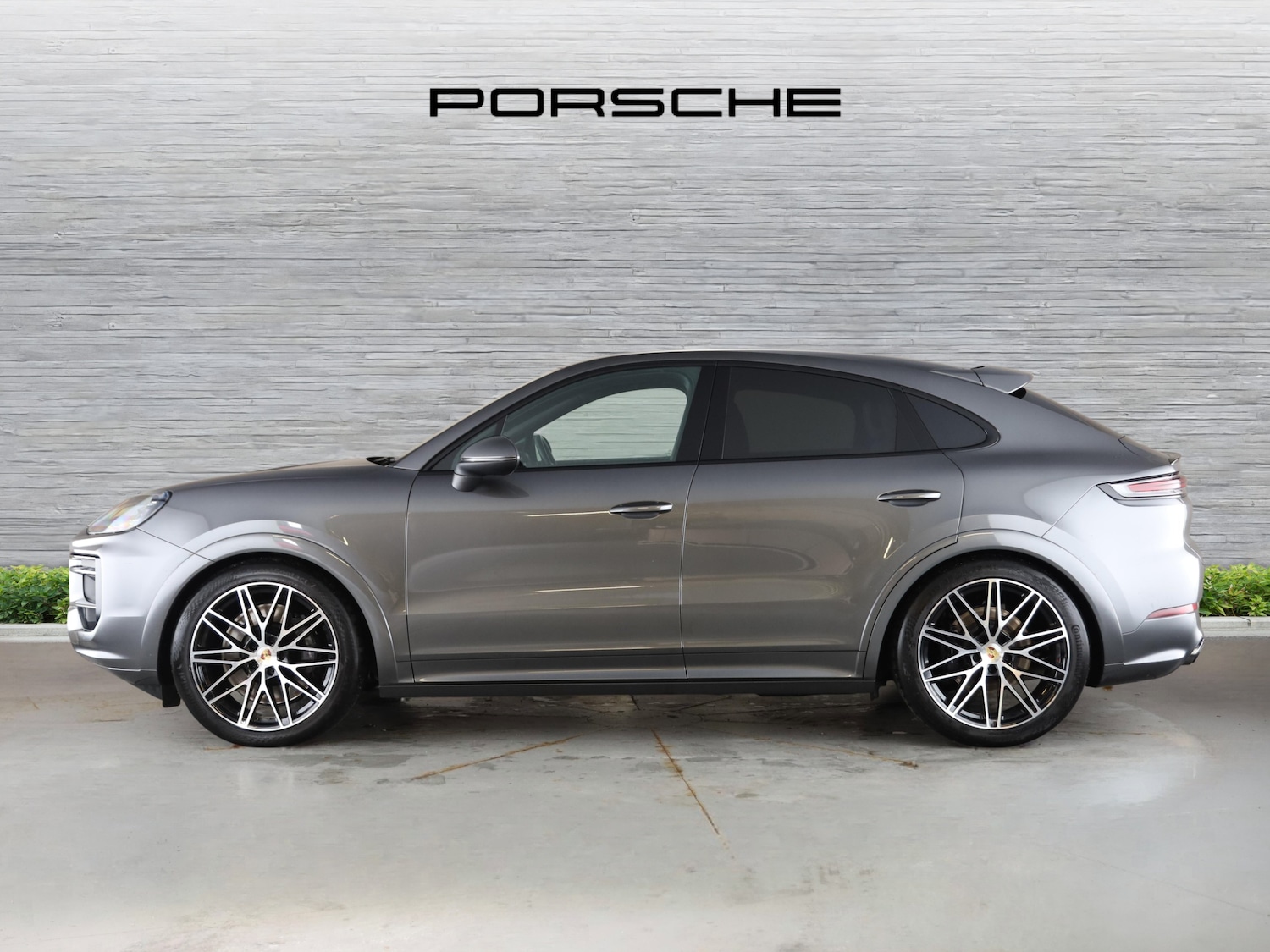 Used Porsche Cayenne 2023 for sale - 76162535: Photo 4