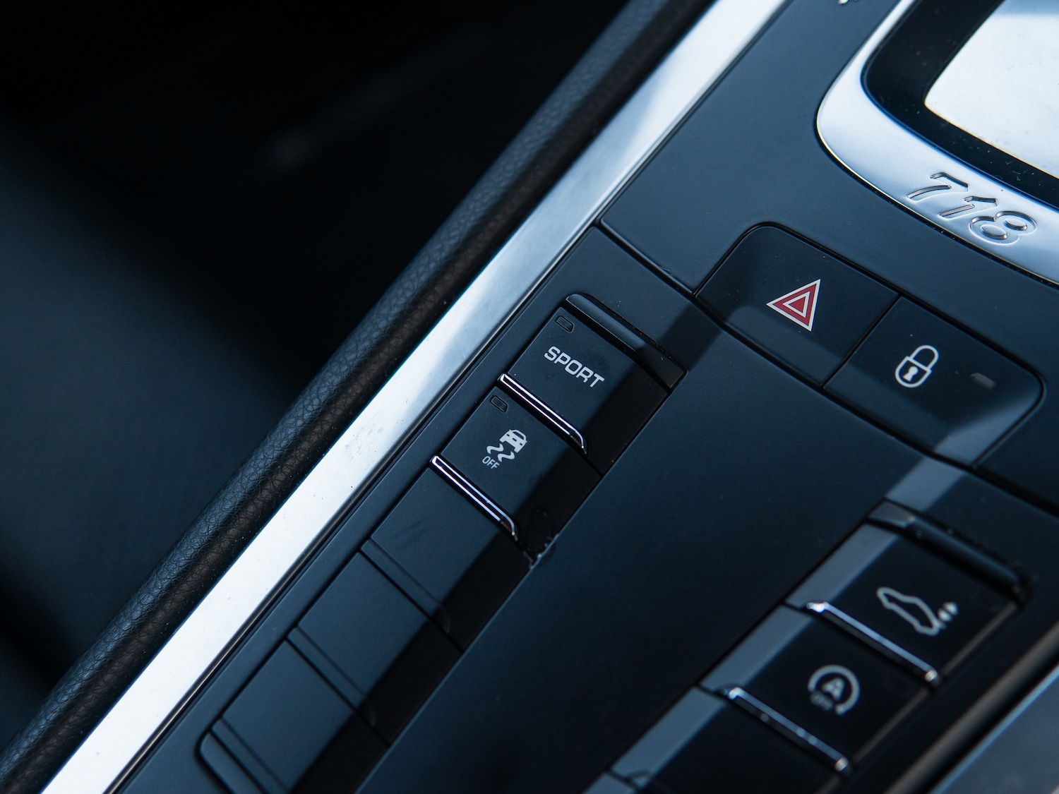 Used Porsche Cayman 2018 for sale - 77966632: Photo 10