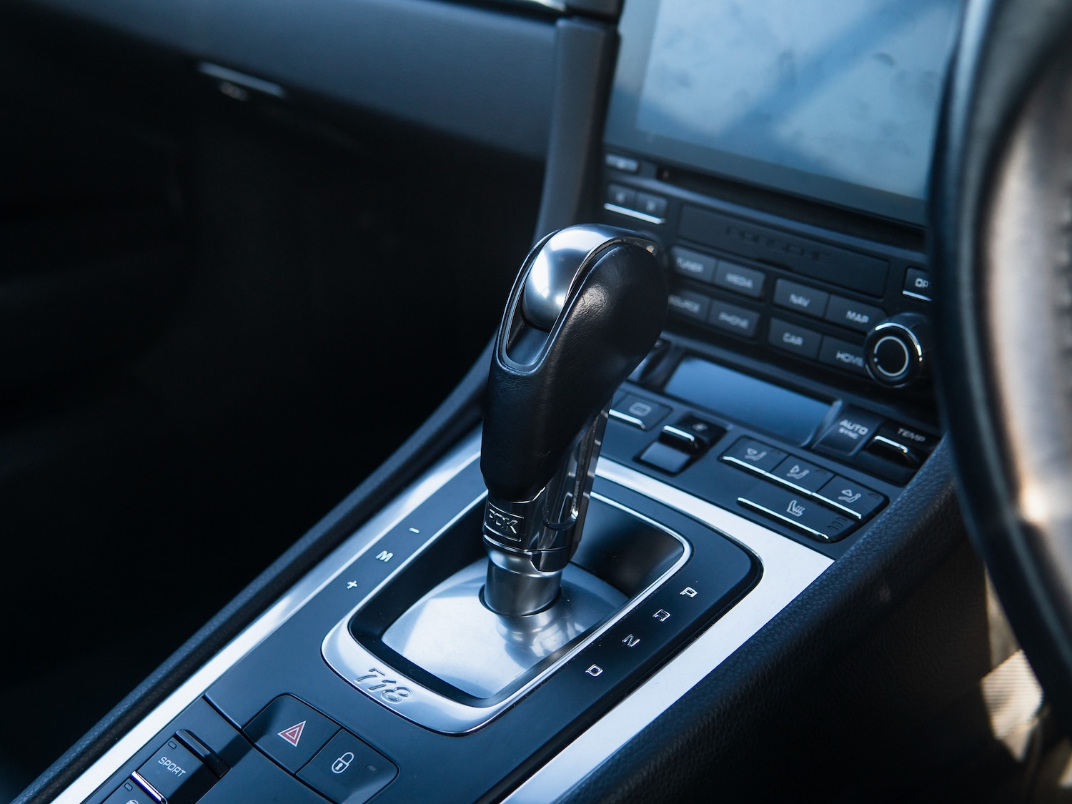 Used Porsche Cayman 2018 for sale - 77966632: Photo 9