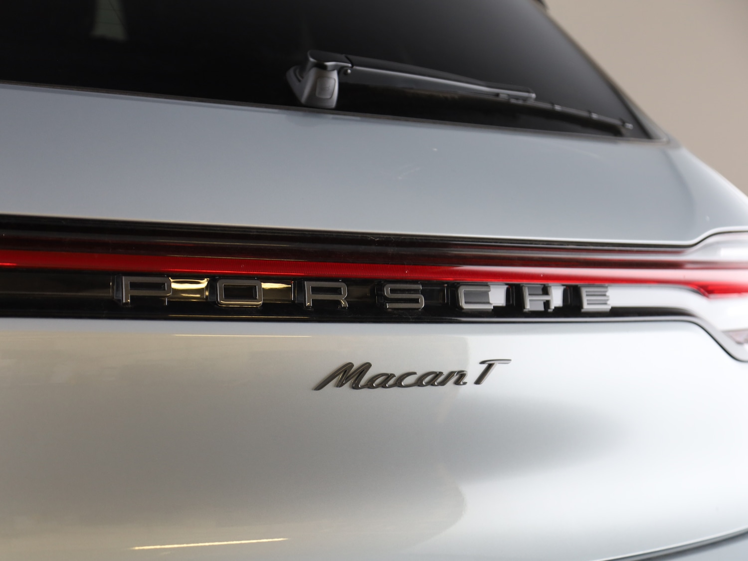 Used Porsche Macan 2025 for sale - 76279280: Photo 29