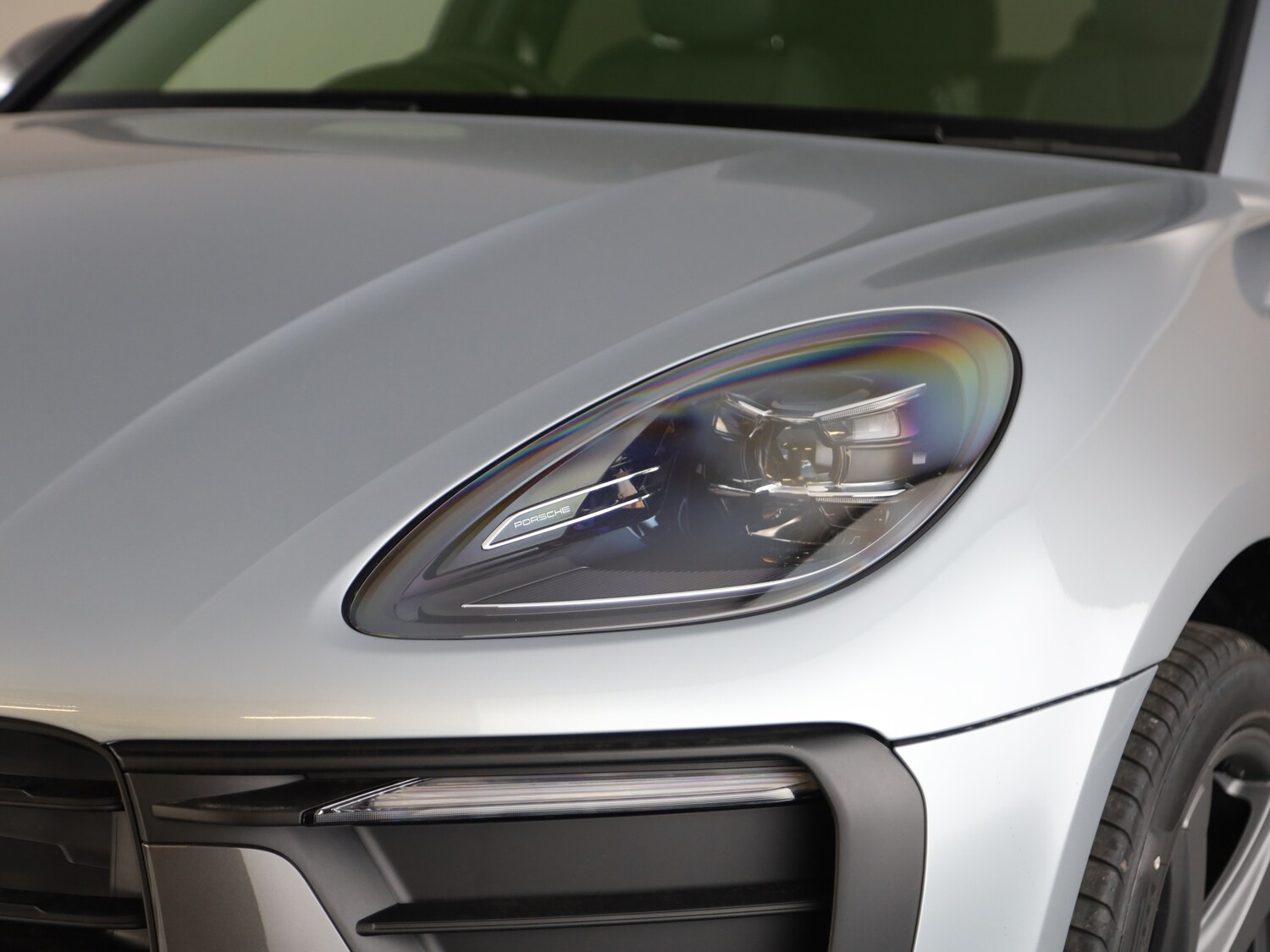 Used Porsche Macan 2025 for sale - 76279280: Photo 33