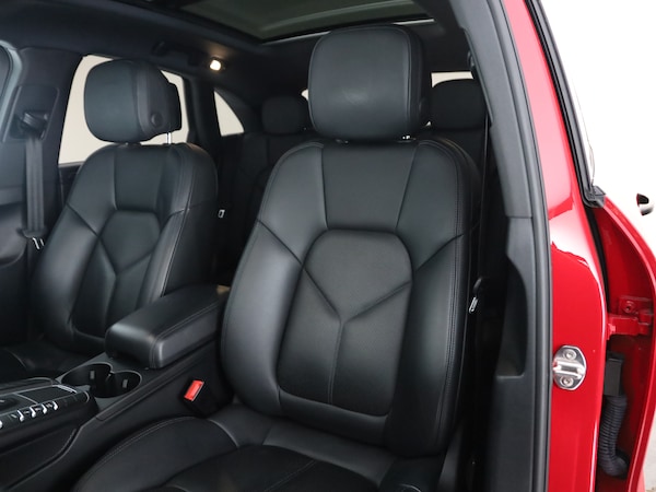 Used Porsche Macan 2025 for sale - 75947091: Photo 19