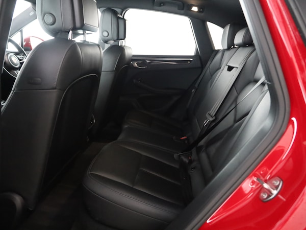 Used Porsche Macan 2025 for sale - 75947091: Photo 33