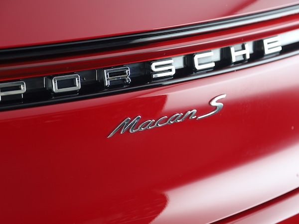 Used Porsche Macan 2025 for sale - 75947091: Photo 34