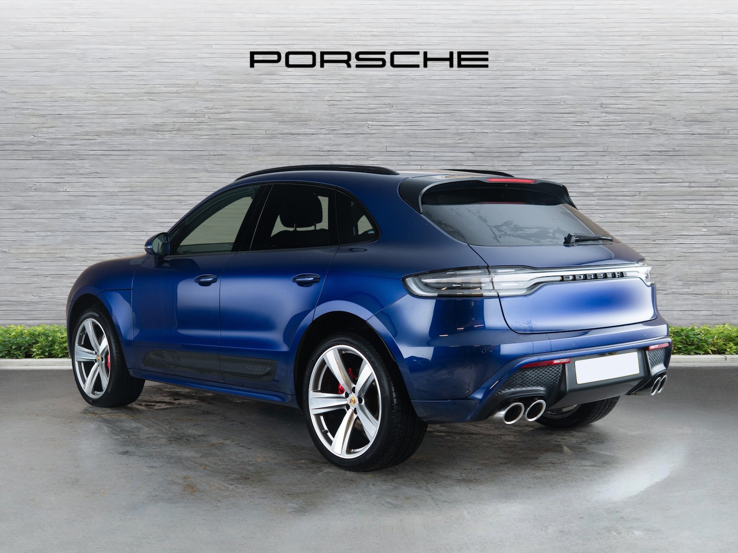 Used Porsche Macan 2022 for sale - 77408829: Photo 2