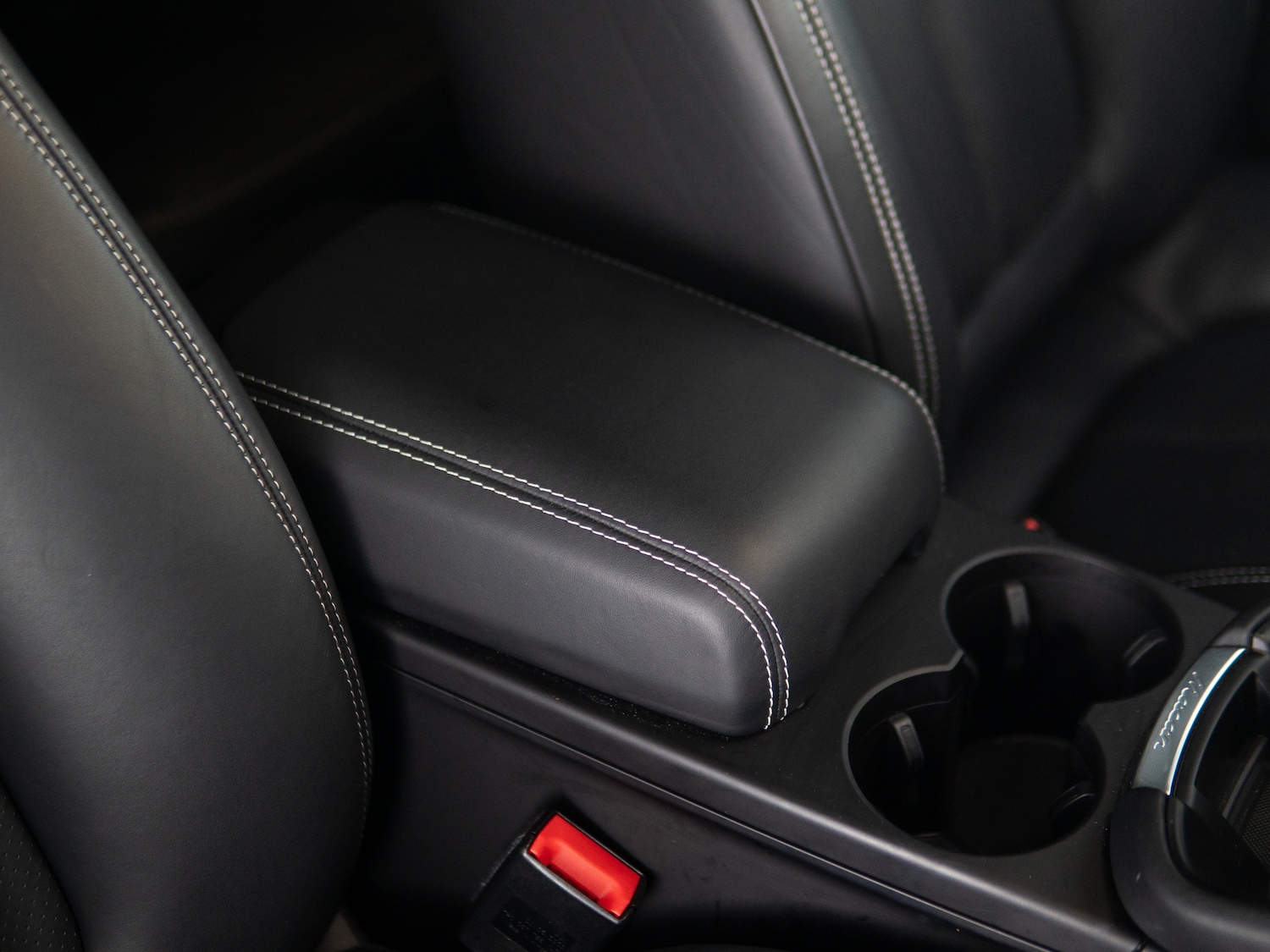 Used Porsche Macan 2022 for sale - 77408829: Photo 40