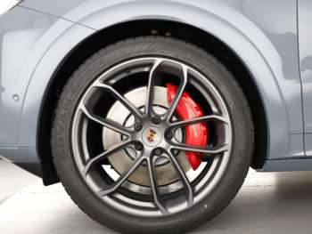 Used Porsche Cayenne 2025 for sale - 74606298: Photo