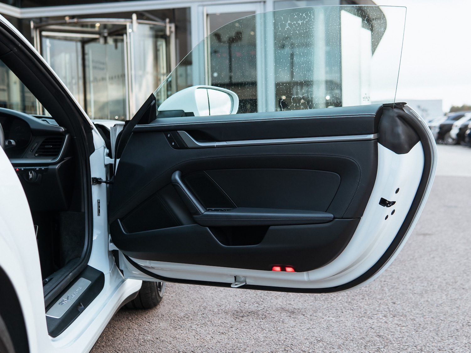 Used Porsche 911 2021 for sale - 76819864: Photo 43